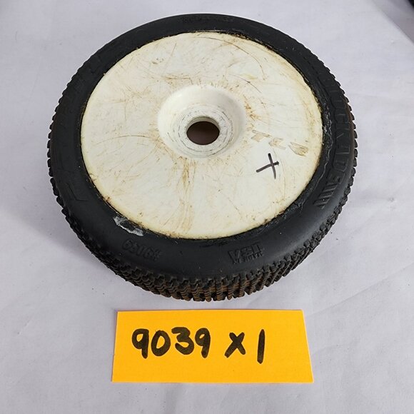 Proline Buggy Tires Lot of 10 Preowned14013 9057 9039 9062 9041 AS IS - Picture 7 of 15